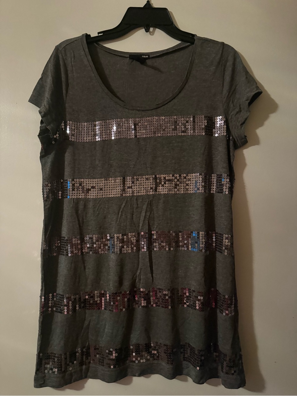 H&M Gray Short Sleeve Tee with Sequin Stripes